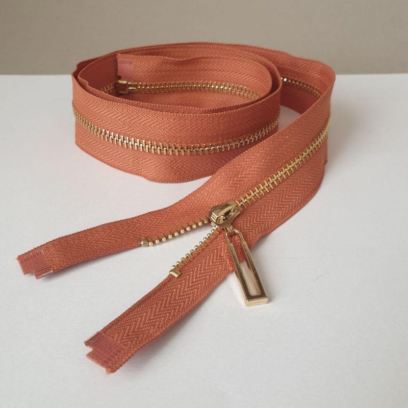 Блискавка металева №3 70 см (283) Світло-коричневий