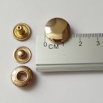 Кнопка пробивная 15мм Золото