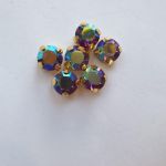 Стрази Чатони "Preciosa" в золотих цапах 8х8мм