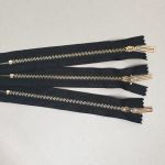 Блискавка металева №3 15 см Чорний-Золото