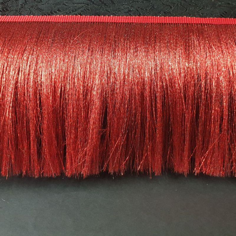 Бахрома з люрексовою ниткою 15 см МН27 Червоний Бахрома з люрексовою ниткою 15 см МН27 Червоний