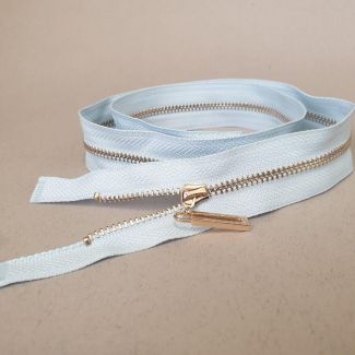 Блискавка металева №3 70 см (183) Світло-блакитний Блискавка металева №3 70 см (183) Світло-блакитний