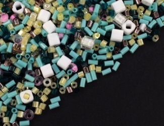 Великий вибір бісеру, стекляруса, перлів в інтернет-магазині «4530 Тканини та Фурнітура» Великий вибір бісеру, стекляруса, перлів в інтернет-магазині «4530 Тканини та Фурнітура»